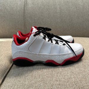 Jordan 9.5 Team Low Shoe 7.5